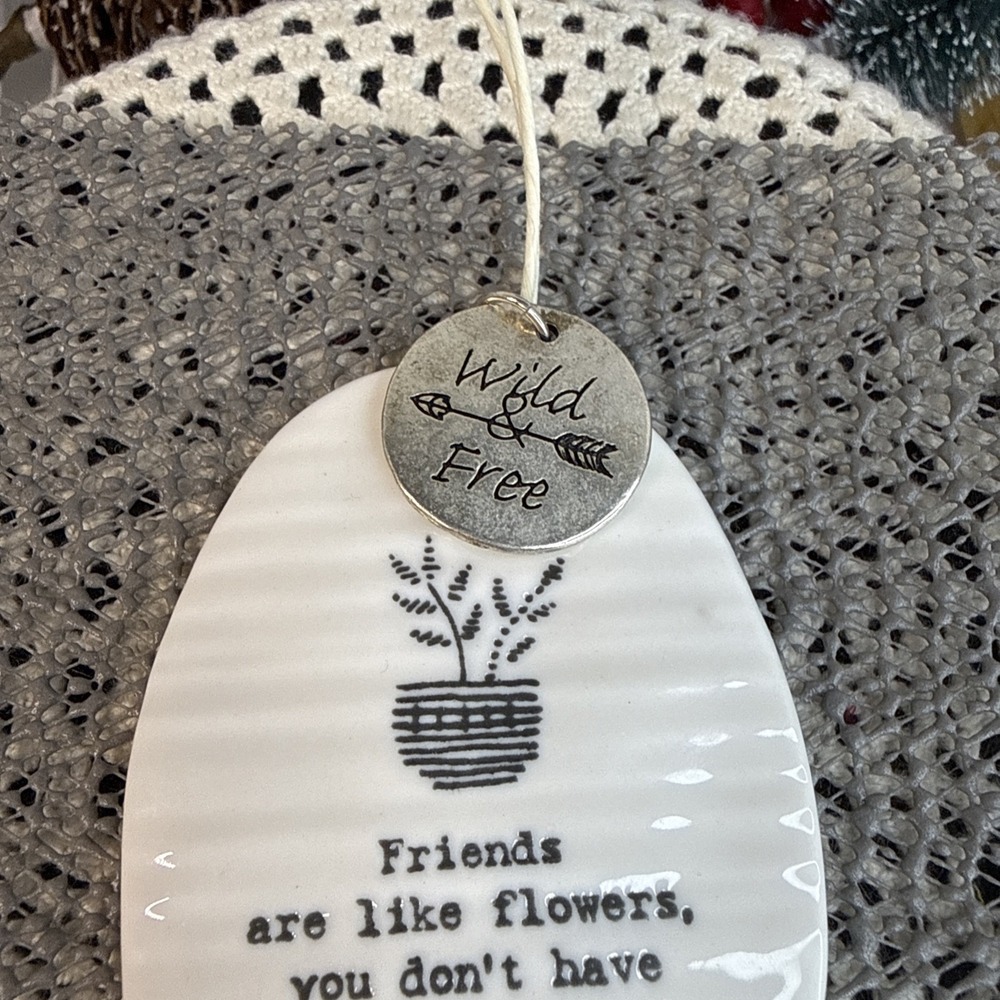 East Of India Oval Shape Ornament, 'Friends Are Like Flowers" With Charm 3.25X2" - Picture 3 of 8